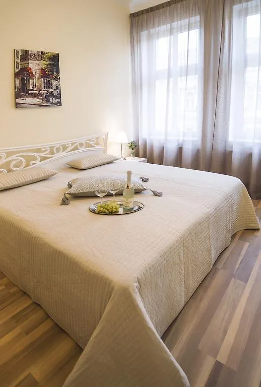 Apartment Za Poricskou Branou براغ 0*,